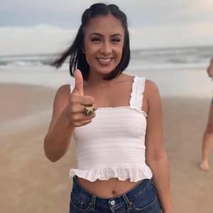 Meet your Posher, Kiana